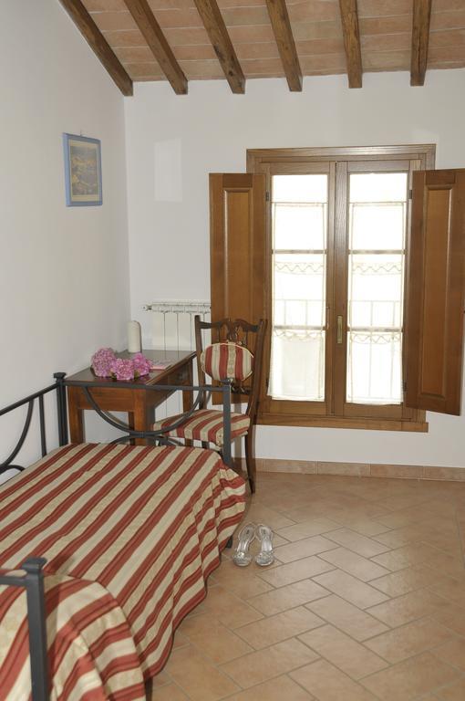 Agriturismo Renai E Monte II Гамбаси Терме Екстериор снимка