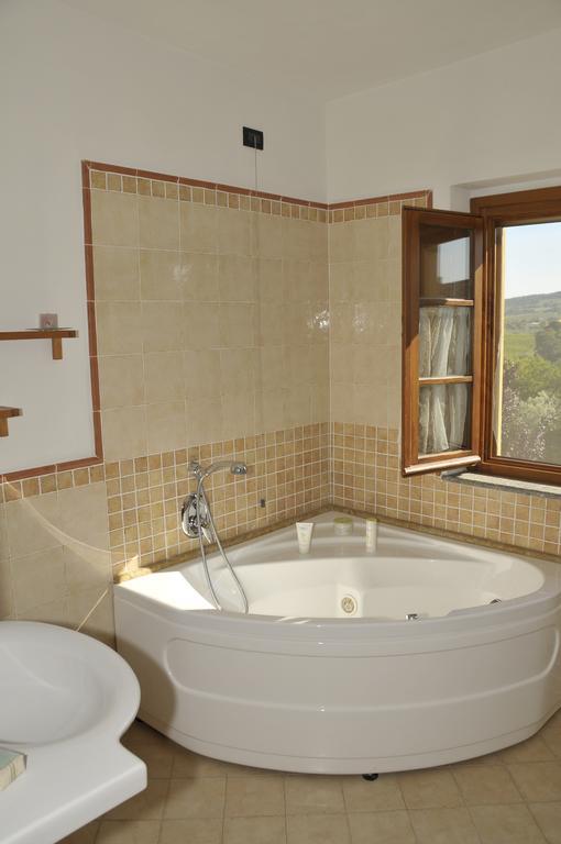 Agriturismo Renai E Monte II Гамбаси Терме Екстериор снимка